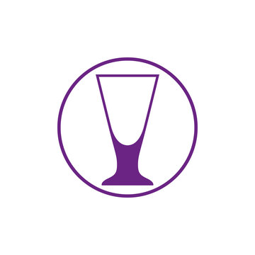 Alcohol beverage theme icon, cocktail glass placed in circle. Co