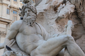 Détail de la fontaine des quatre fleuves de la Piazza Navona à Rome