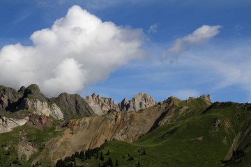 la Crepa Neigra e il Colac dalla Val San Nicol&ograve;; Val di Fassa