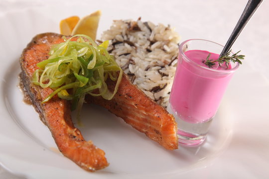 Grilled Salmon With Wild Rice And Sauce