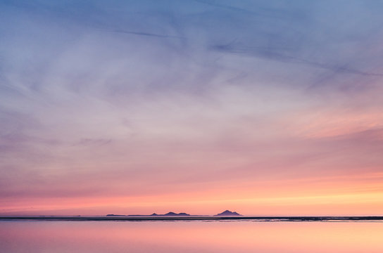 beautiful sunset over lake, simple wallpaper background
