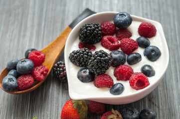 yogurt with forest berries