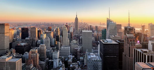 Photo sur Aluminium New York La ville de New York. Horizon du centre-ville de Manhattan avec Empir illuminé