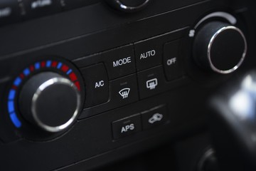Fototapeta premium Klimaanlage in einem Auto Bedienelement