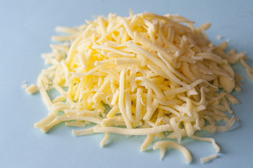 Grated cheddar cheese