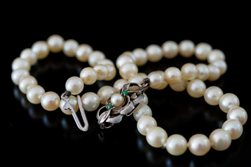 Reparation and restoration of jewelry