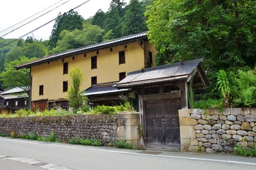 Fototapeta na wymiar 石川県白峰地区の昔の豪邸