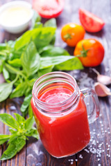 Fototapeta na wymiar tomato juice