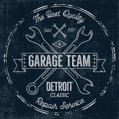 Fototapeta na wymiar Garage service vintage tee design graphics, Detroit classic, repair service typography print. T-shirt stamp, teeshirt graphic, premium retro artwork. Use as emblem, logo on web projects. Vector