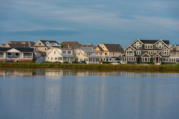 A Lakefront Neighborhood at Dusk