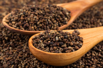 Decorticated cardamom seeds