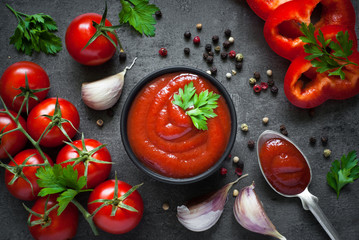 Tomato ketchup sauce  - obrazy, fototapety, plakaty