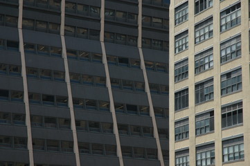 Fototapeta premium Kühle Architektur in der Metropole. Theater district.