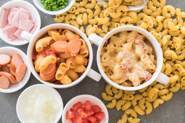 macaroni cheese and ham