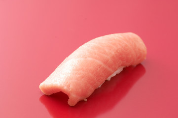 寿司、中トロ