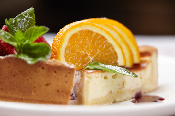 cheesecake with fruits