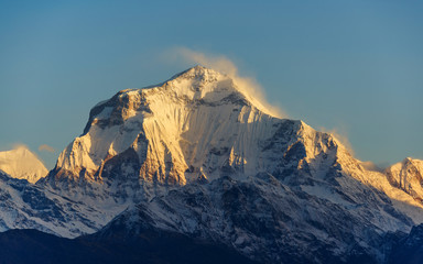 Dhaulagiri I bij zonsopgang, Nepal