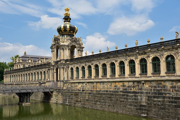 Fototapeta na wymiar Der Zwinger in Dresden