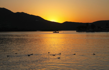Romantic Lake Pichola on sunset. Udaipur, Rajasthan, India