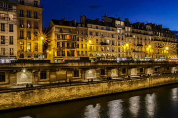 Fototapeta na wymiar Buildings Along the Seine River, Paris France