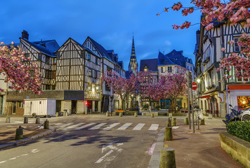 Obraz premium Street in Rouen, France