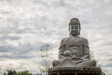 Fototapeta na wymiar Buddha statue used as amulets of Buddhism