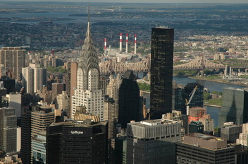 Schauen und genießen. Eintauchen in das Häusermeer. Blick vom Empire State Building.
