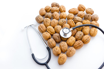Stethoscope with nuts