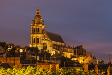 Fototapeta premium Saint-Louis Cathedral in Blois
