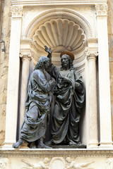 Fototapeta premium florence italy statue on Orsanmichele church 
