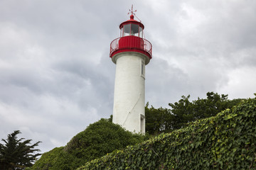Fototapeta na wymiar Port Manec'h Lighthouse