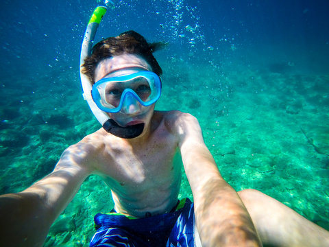 selfie underwater at seaside