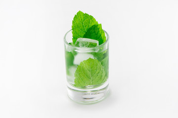 A refreshing cocktail with mint and ice
