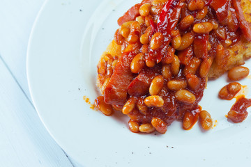 white beans in tomato sauce