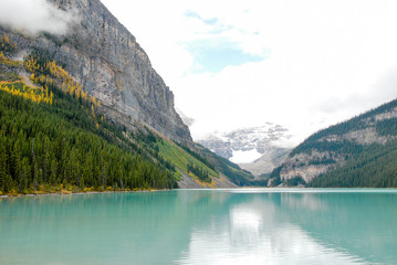 カナディアンロッキー　 秋のレイクルイーズ