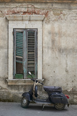 Fototapeta na wymiar scooter icona dell'industria motoristica italiana