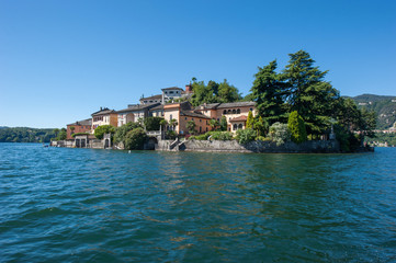 Fototapeta na wymiar Isola San Giulio lago d'Orta