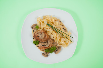 Schweinelendchen mit Pasta Nudeln