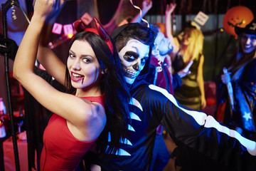 Couple dancing at the party