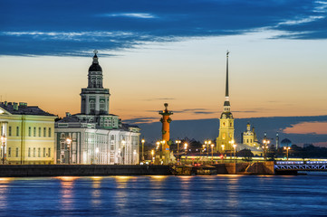 Obraz premium Petersburg White Nights, Kunstkamera and Peter and Paul Fortress, St Petersburg, Russia