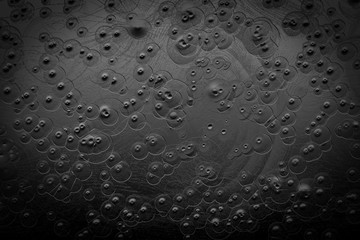 Hintergrund silber-schwarz mit Blasen