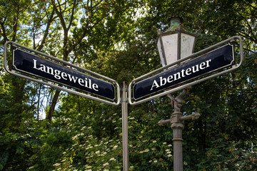 Fototapeta premium Schild 105 - Abenteuer