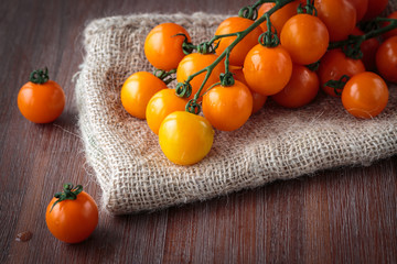 Fototapeta na wymiar Fresh orange cherry tomatoes