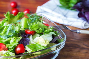 Green summer salad with cherry tomatos