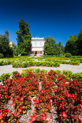 Obraz premium Villa Angiolina And Surrounding Park