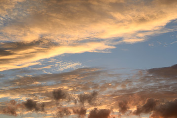 Fototapeta premium Cloud sky at sunset.
