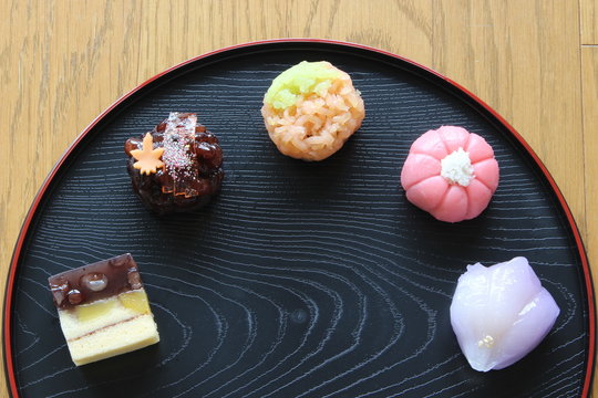 2 377 件の最適な 秋の和菓子 画像 ストック写真 ベクター Adobe Stock