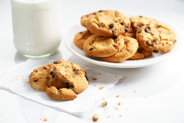 chocolate chip cookies