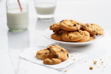 chocolate chip cookies