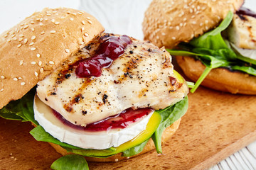 Chicken Burger with apple, cheese and jam